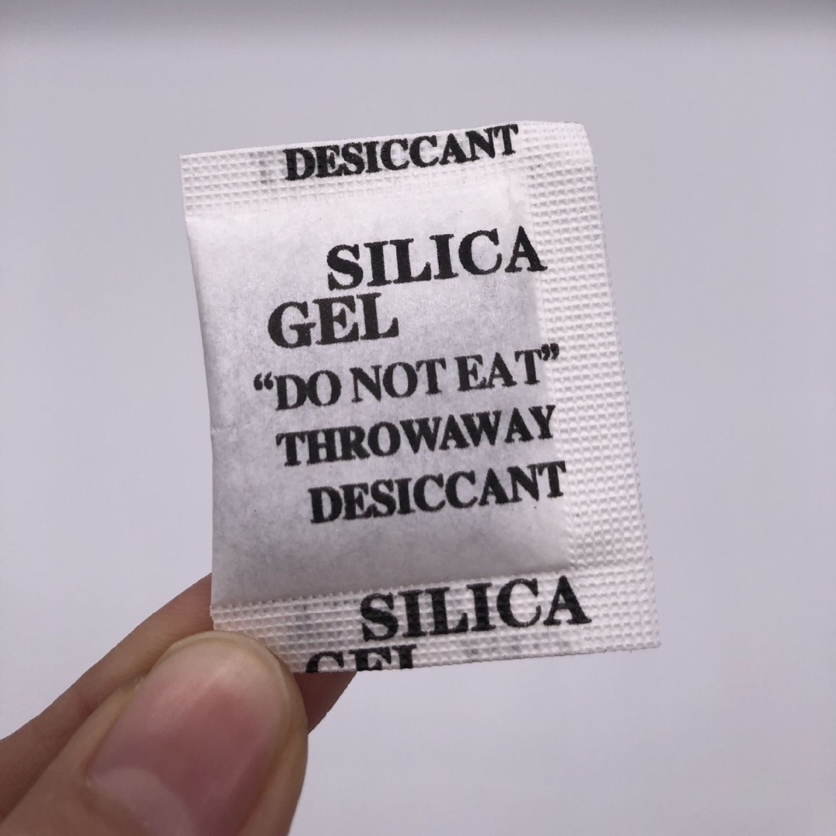 1 g 2 g 3 g 5 g desecante mineral gránulo gris compuesto de papel artesanal adsorbente de olor