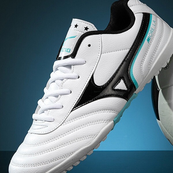 Training Men's Soccer Cleats in Stock, Long Spike Artificial Turf Soccer Shoes, Adult Low-Top New Model