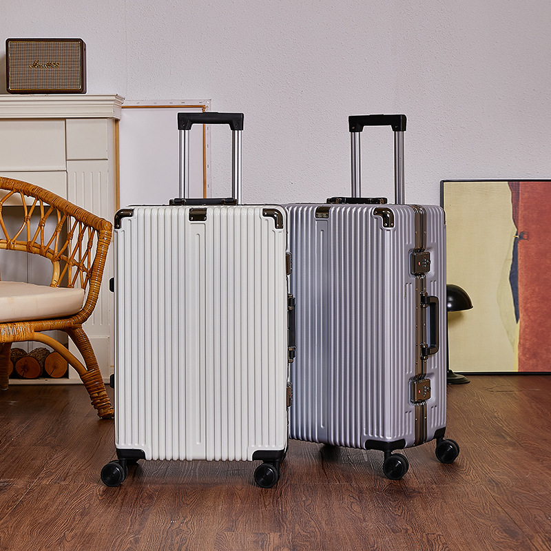 여행 가방 24inch 가방 여성 강력하고 내구성이 뛰어난 학생 비밀번호 상자 남성 알루미늄 프레임 탑승 트롤리 케이스 공장 도매