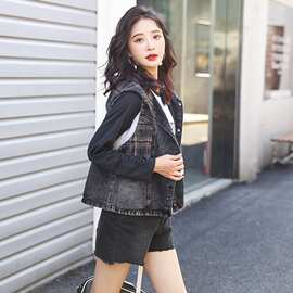 拼接连帽牛仔马甲女士春秋季宽松百搭短款大口袋背心坎肩马夹外套