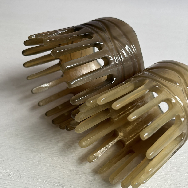 Horn Massage Comb for Scalp and Head 10cm Long Teeth Meridian Gua Sha Style Head Therapy Comb in use