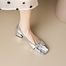 ���ŷ�ʽ����ɫǳ�ڵ�ЬŮ�¿�4cm�и������ο�ţƤ�ָ���ͷŮЬ