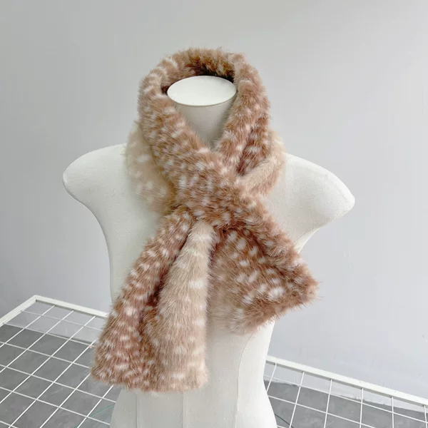 Autumn and Winter Forest-Style Plush Thickened Deer-Themed Cute Shawl for Girls, Warm Scarf, Christmas Decoration, Winter Cross-Neck Scarf