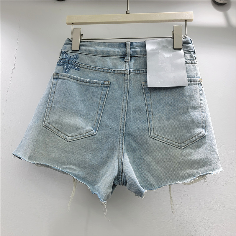 Shorts Denim con Desgastados y Flecos para Mujer de Mezclilla con Estrellas Metálicas