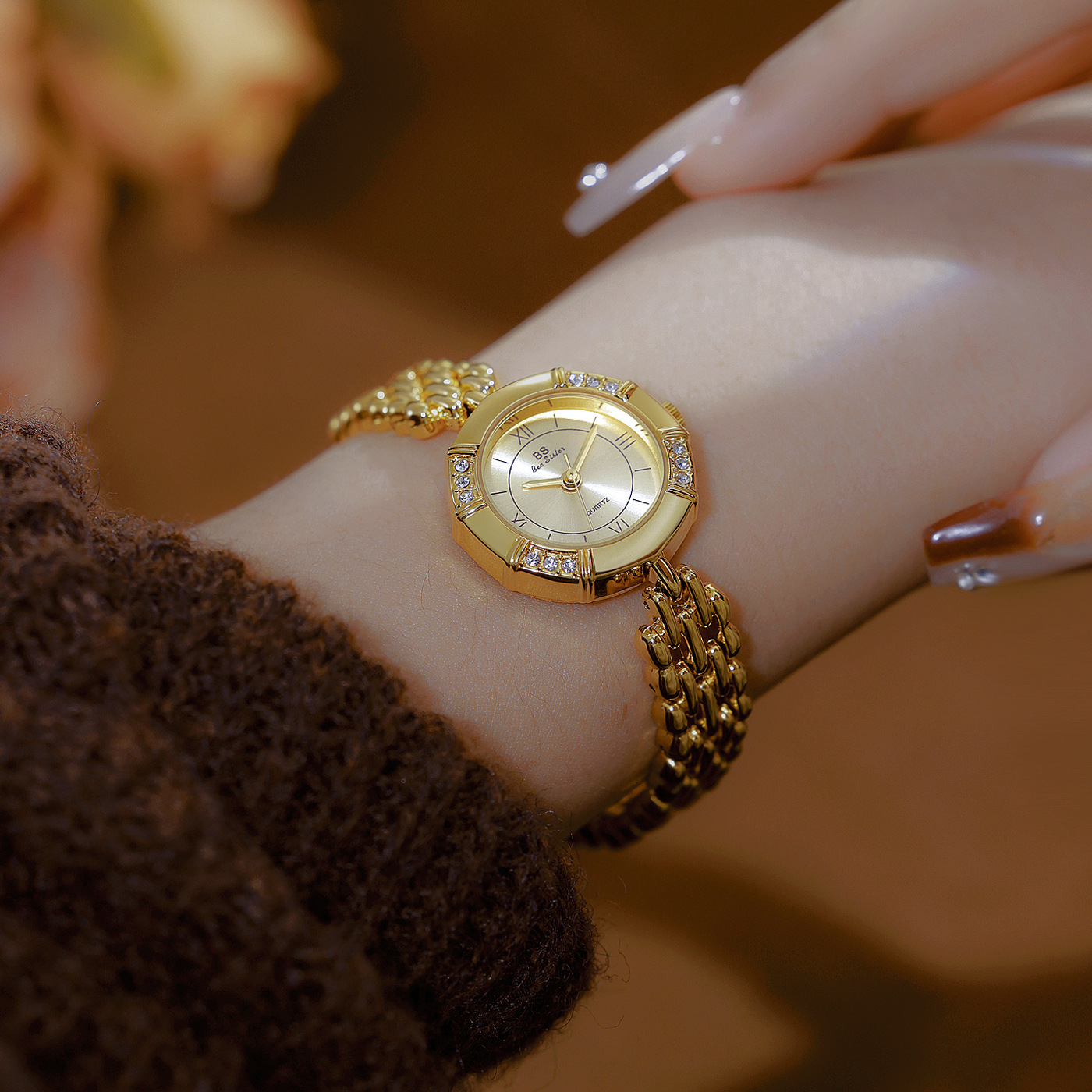 55g Weight Tempered Glass Mirror Material Fine Steel Strap Material Watch Classification Pointer Display Type Jewelry Buckle Buckle Style Diamond Dial Shape Casual, Tea Party Occasion Quartz Movement Solid Color Pattern All Seasons Season Women's Gender Elegant, Classic Style Style Elegant Classic Style Solid Color Jewelry Buckle Quartz Watch 10