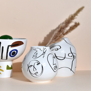Abstract Human Face Painting Ceramic Flower Tray Nordic Simple Art Lines Creative Soft Decoration Ornaments Model Room
