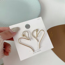 轻奢时尚通勤镶钻爱心耳饰  日韩新款小众设计简约百搭耳钉  E296