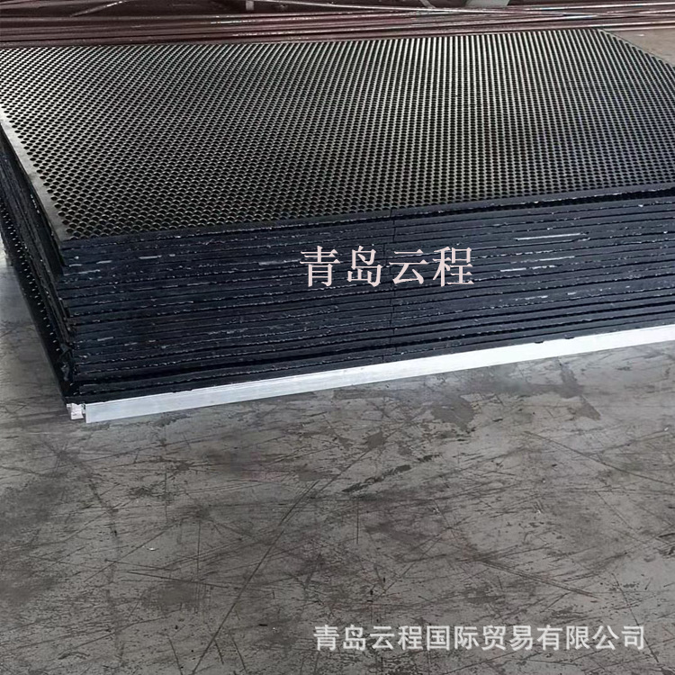 【现货批发】8毫米厚尼龙夹布猪舍保温垫11.5kg