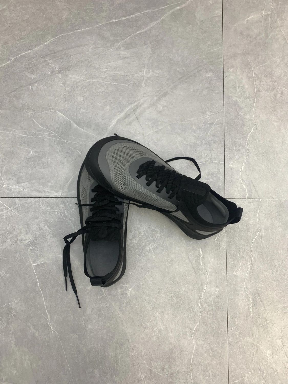 2026 New Versatile Lightweight Trendy Men's Barefoot Outdoor Hiking Soft Sole Breathable Non-Slip Casual Shoes_vogvips.com