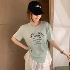 YING+十三行半弧英文字母侧边倒三角抽绳显瘦百搭短袖T恤M79-5867