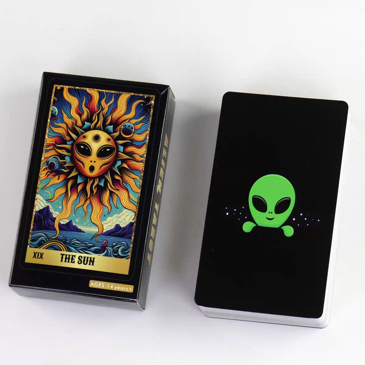 Alien Tarot Party Game English Card Deck For Game Nights_voghion.com