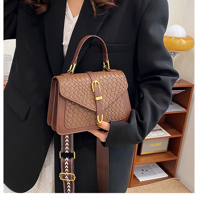307g Weight Magnetic Buckle Closure Type Single Shoulder Strap Strap Type Crossbody Bag Bags Type Daily Occasion Pu Leather Material Color Block, Solid Color Pattern All Seasons Season Women's Gender Classic Style Style Square Shape Small Size Women's Small Pu Leather Color Block Solid Color Classic Style Square Magnetic Buckle Crossbody Bag 11