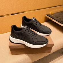 �W��վ���ﳱ������ĸ�ҵ͎����e��Ь�ϻ��̽����ϵ���r���\��Ь