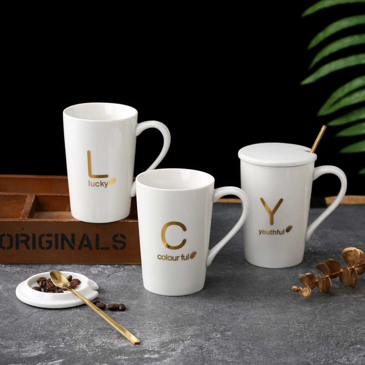 Tazas de cerámica de gran capacidad para hombres y mujeres con cubierta simple taza de café de leche de pareja de estudiantes taza de menú