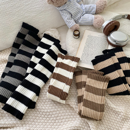 Striped knitted color-blocked socks for women in spring and autumn, American hottie piles of long leg covers y2k Japanese style warm calf socks
