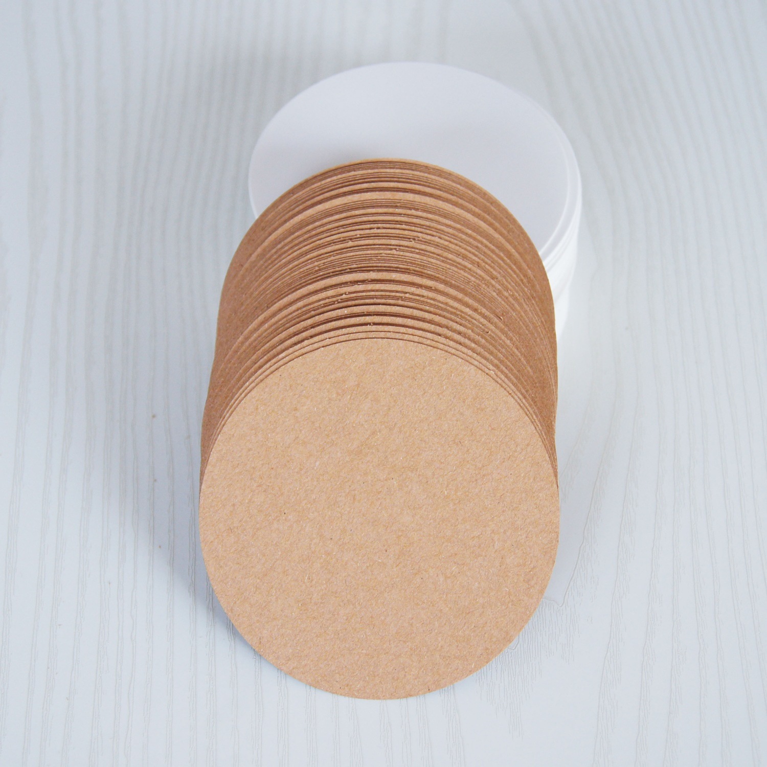 圆形白卡纸现货圆形牛皮纸片批发加厚纸卡片DIY黑卡纸硬卡纸制定