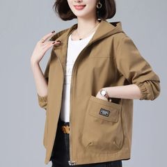 中年春秋季大码连帽宽松短外套女洋气减龄防风透气时尚单层夹克装