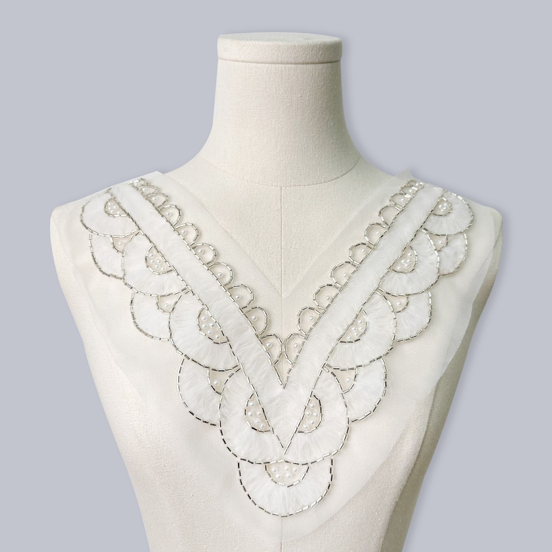 Perlas de tubo hechas a mano negro y blanco hilo de malla de encaje flor de cuello V DIY vestido de mujer camisa de cabina accesorios de encaje