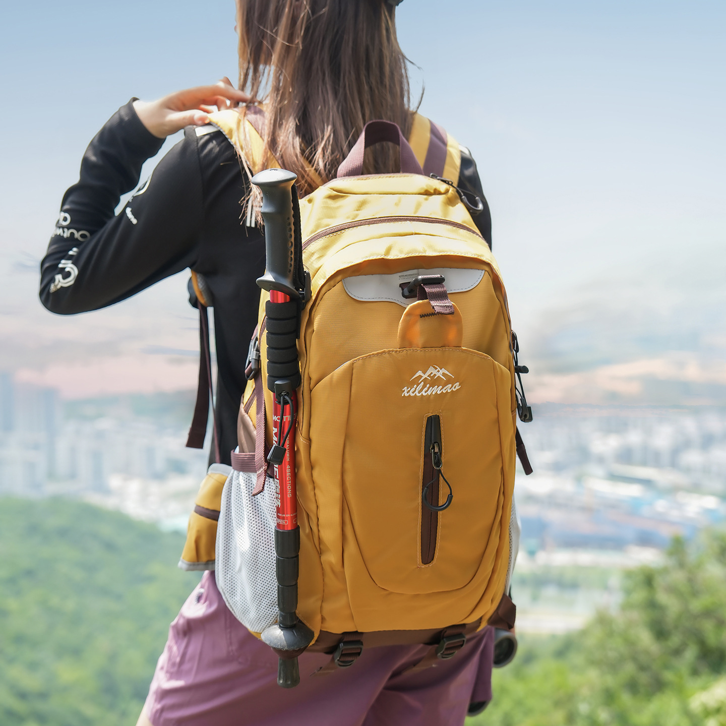 Outdoor Backpacks for Men and Women, Large-Capacity Mountaineering Bags, Lightweight Travel Backpacks, Simple Hiking Sports Travel Backpacks