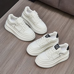 真皮松糕厚底小白鞋女2025秋新款拼色小个子增高显瘦运动休闲板鞋