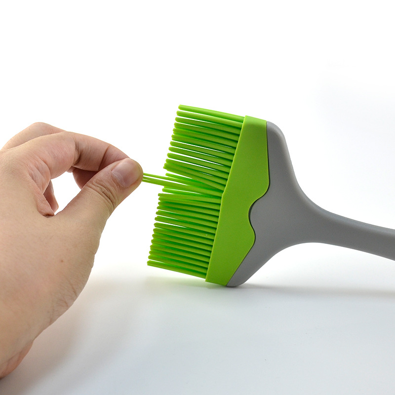 Manufacturer large silicone oil brush integrated oil brush stall household barbecue brush sauce brush 9CM widened baking brush