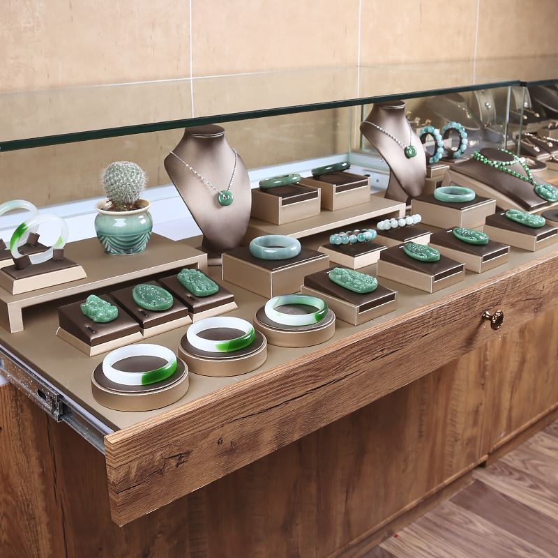 Jewelry display props, pedestal, jewelry display tray, jade display board, jadeite counter display, live streaming display stage