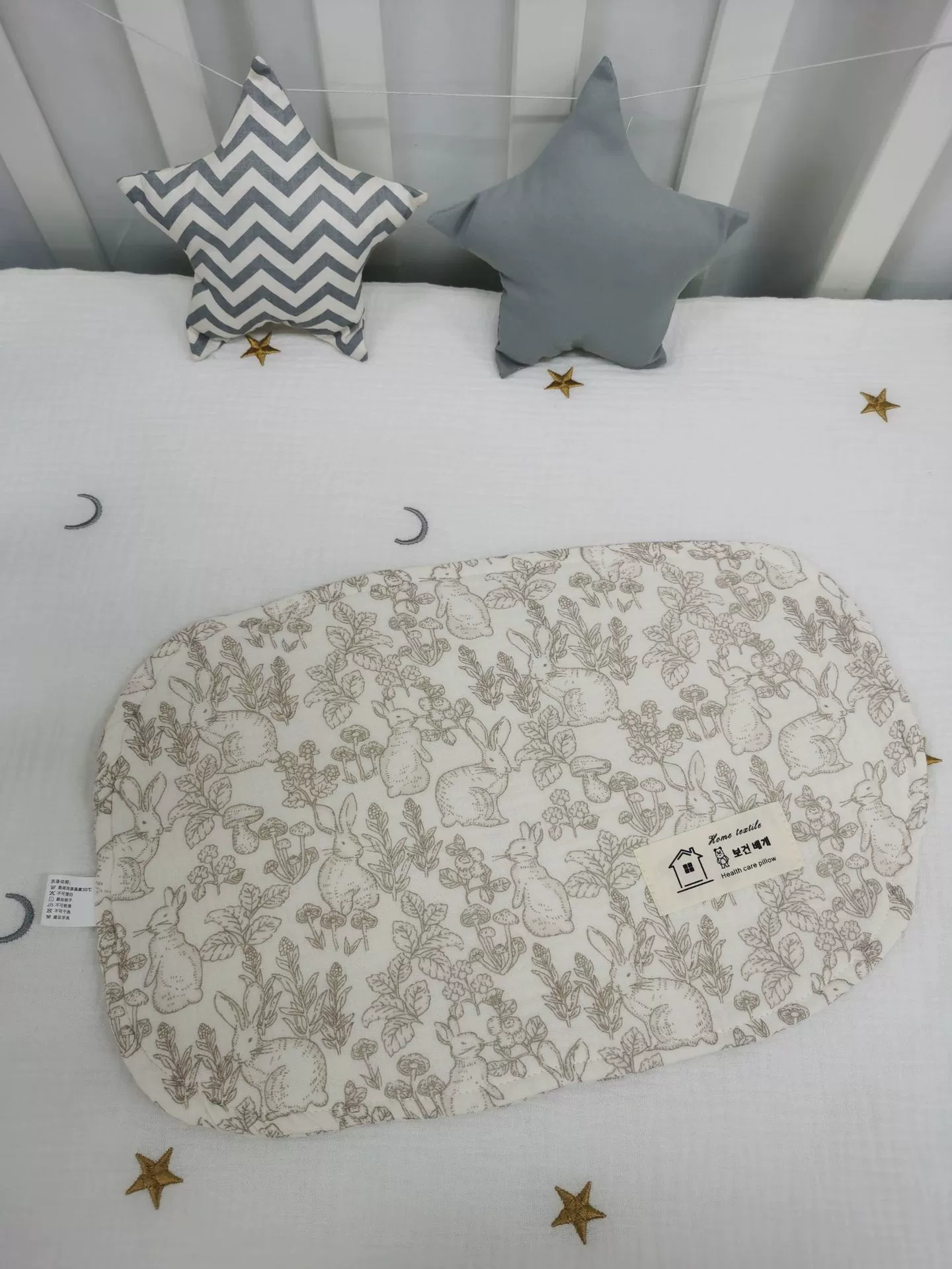 Gauze children's pillow for new born for breastfeeding, wholesale