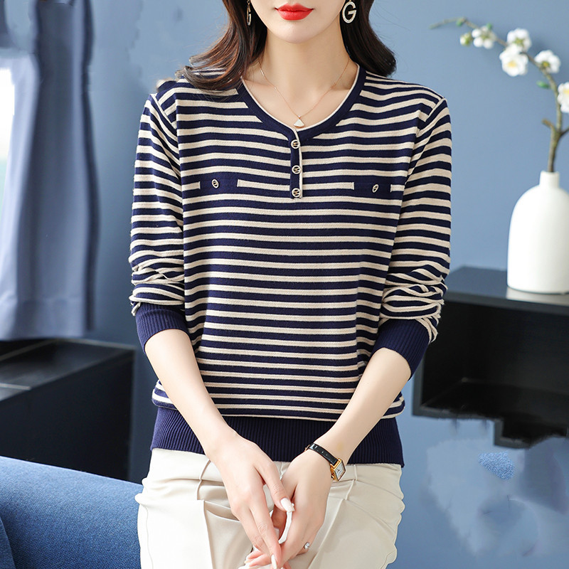 Mother Wear Autumn and Winter Thin V-neck Knitted Shirt Long-sleeved Western Style Outer Wear Striped Elegant Casual Sweater Base-layer Shirt for Women