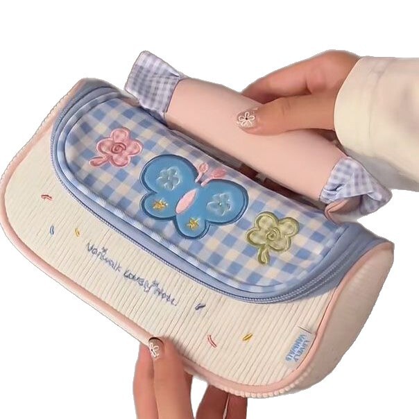 小紅書と同じスタイルのストロベリーロールマカロンペンバッグ、高価値、大容量の女の子用化粧品バッグ、ポータブル収納バッグ|undefined