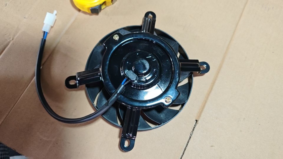 Motorcycle Modification Parts Radiator Cooling Fan Oil Cooler Suitable for Atv Two-Wheeled Vehicles