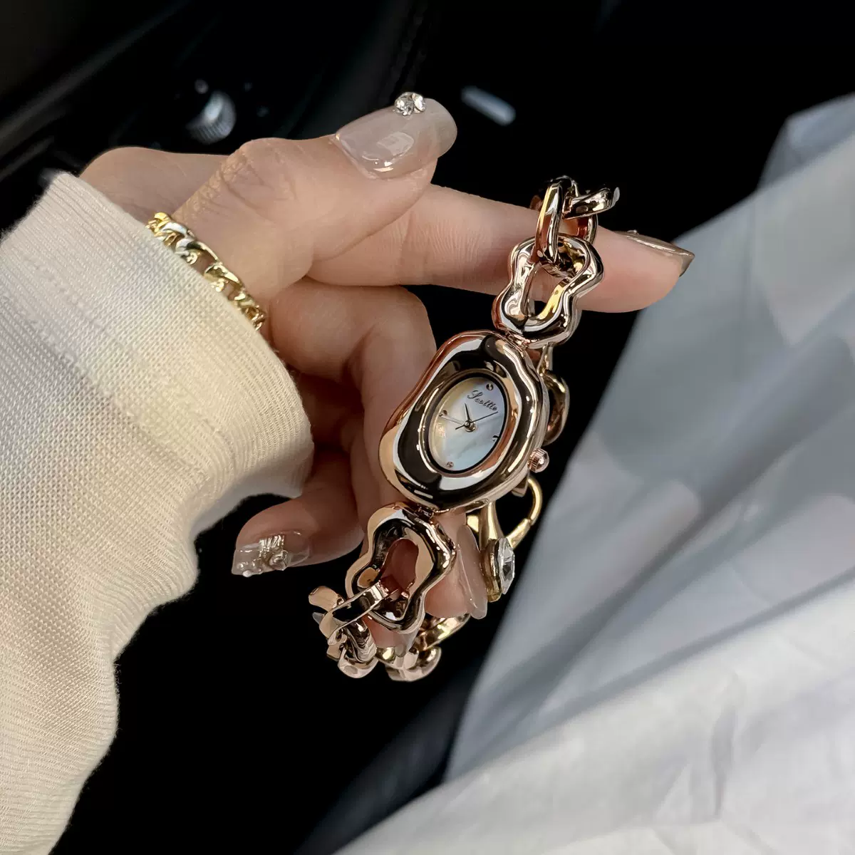 诗高迪9736源头工厂直销定制款石英表商务风防水女表高品质