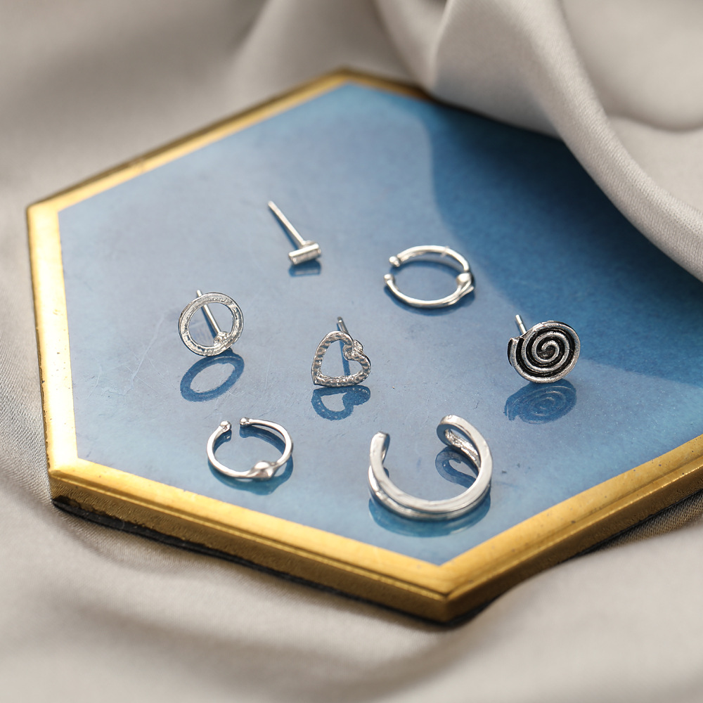 Wholesale Heart Spiral Geometric Stud Earrings Seven-piece Set Nihaojewelry display picture 3