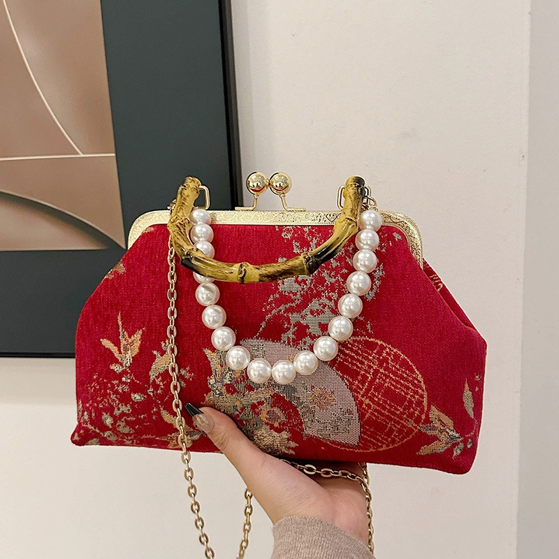 Ручная сумка через плечо из жемчуга, однолямочная сумка, замок, в стиле Chanel, с вышивкой