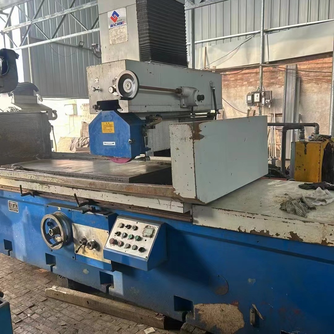 出售桂北M7180x16B-GM卧轴矩台平面磨床横向移动量850磨头功率:15