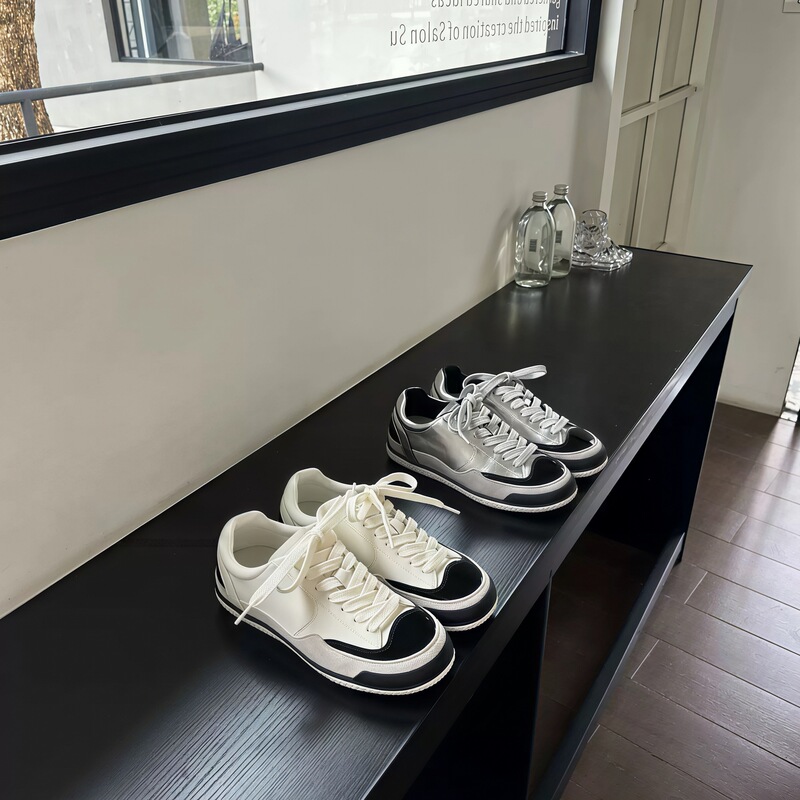Cowhide Version~Chanel-Style White Sneakers for Women, Black and White Panda Sneakers, Color-Blocked Genuine Leather Casual Sports Thick-Soled German Training Shoes Cowhide Version~Chanel-Style White Sneakers for Women, Black and White Panda Sneakers, Color-Blocked Genuine Leather Casual Sports Thick-Soled German Training Shoes