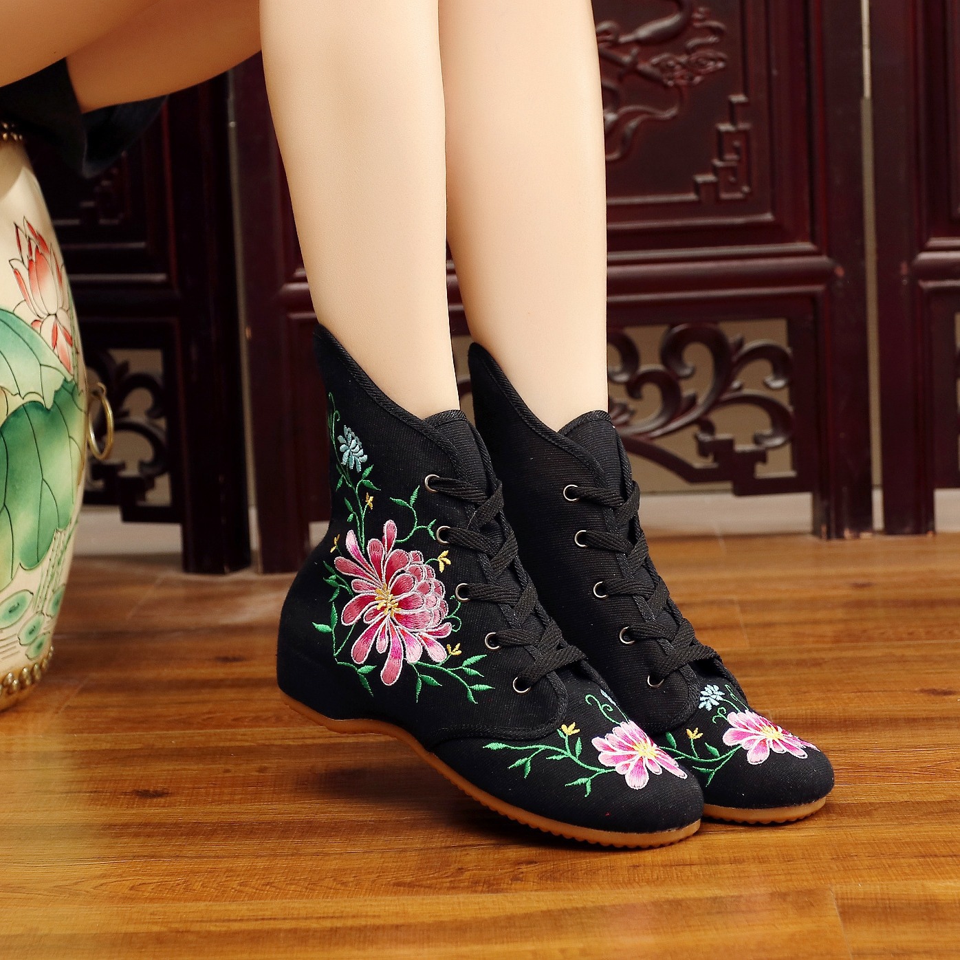 【菊花台】中国风秋冬新款坡跟绣花短靴 民族风牛津底 女靴