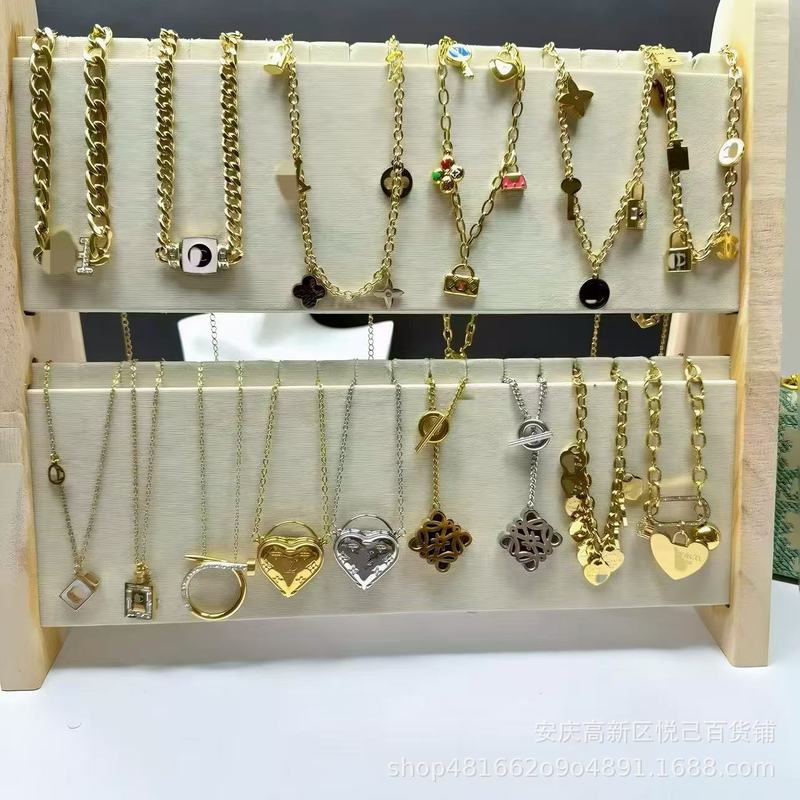 2025 New Cross-Border Dp Titanium Steel Necklace in Gold and Silver, European and American Fashion, Simple and Versatile Pendant