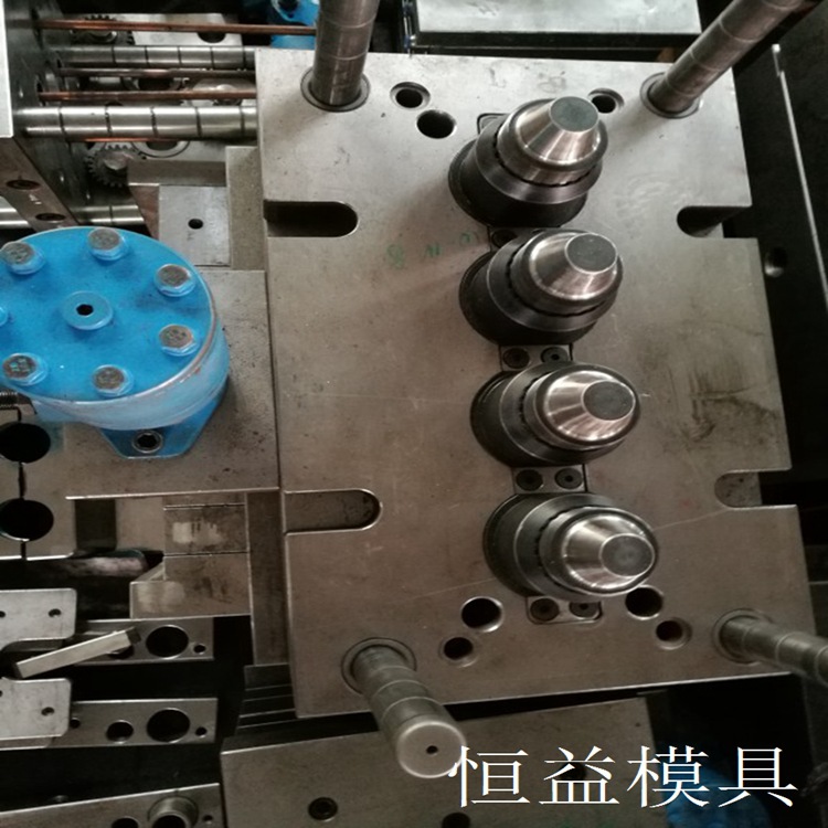 二次成型包胶双色注塑模具黄岩模具热固性压塑模具面条机护罩模具