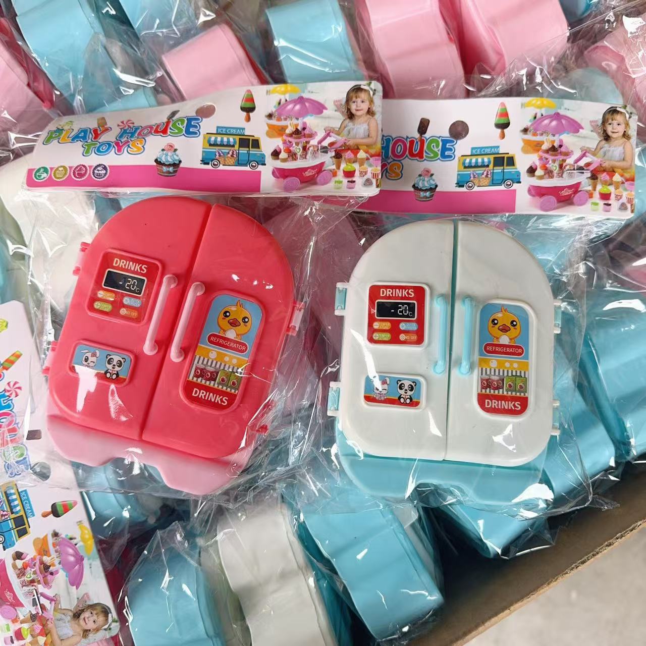 Children's toys simulation mini play refrigerator model boys and girls kitchen play gift ring wholesale