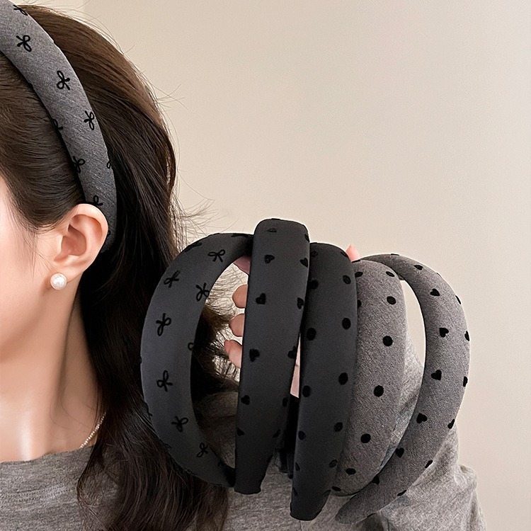 Retro coreano simple arco de cabello con arco de cabello alto cráneo sensación de alto grado otoño y invierno nuevo tipo de arco de cabello gris