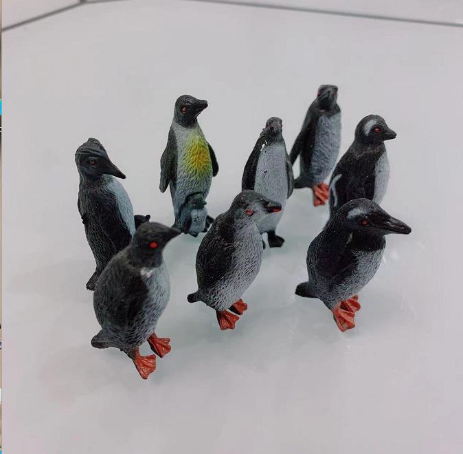 Penguin model [8 styles per pack * about 5cm * single price]