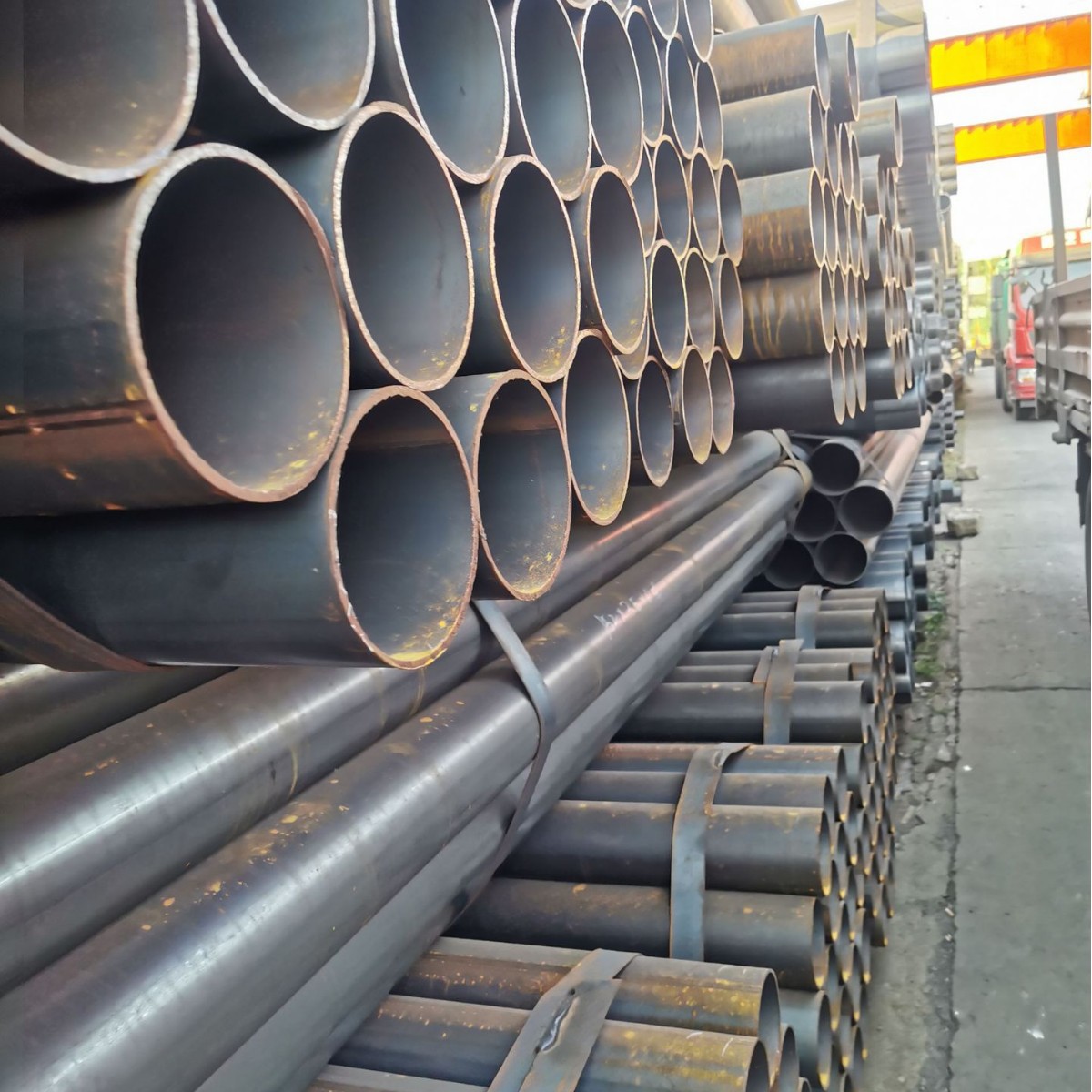 优惠销售高精密焊管，钢管架子管