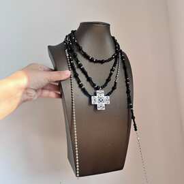 暗黑潮酷风黑色碎石帽子鞋子十字架吊坠项链女朋克重工锁骨链颈链