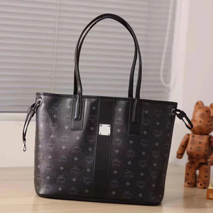 Capacious universal handheld shopping bag one shoulder
