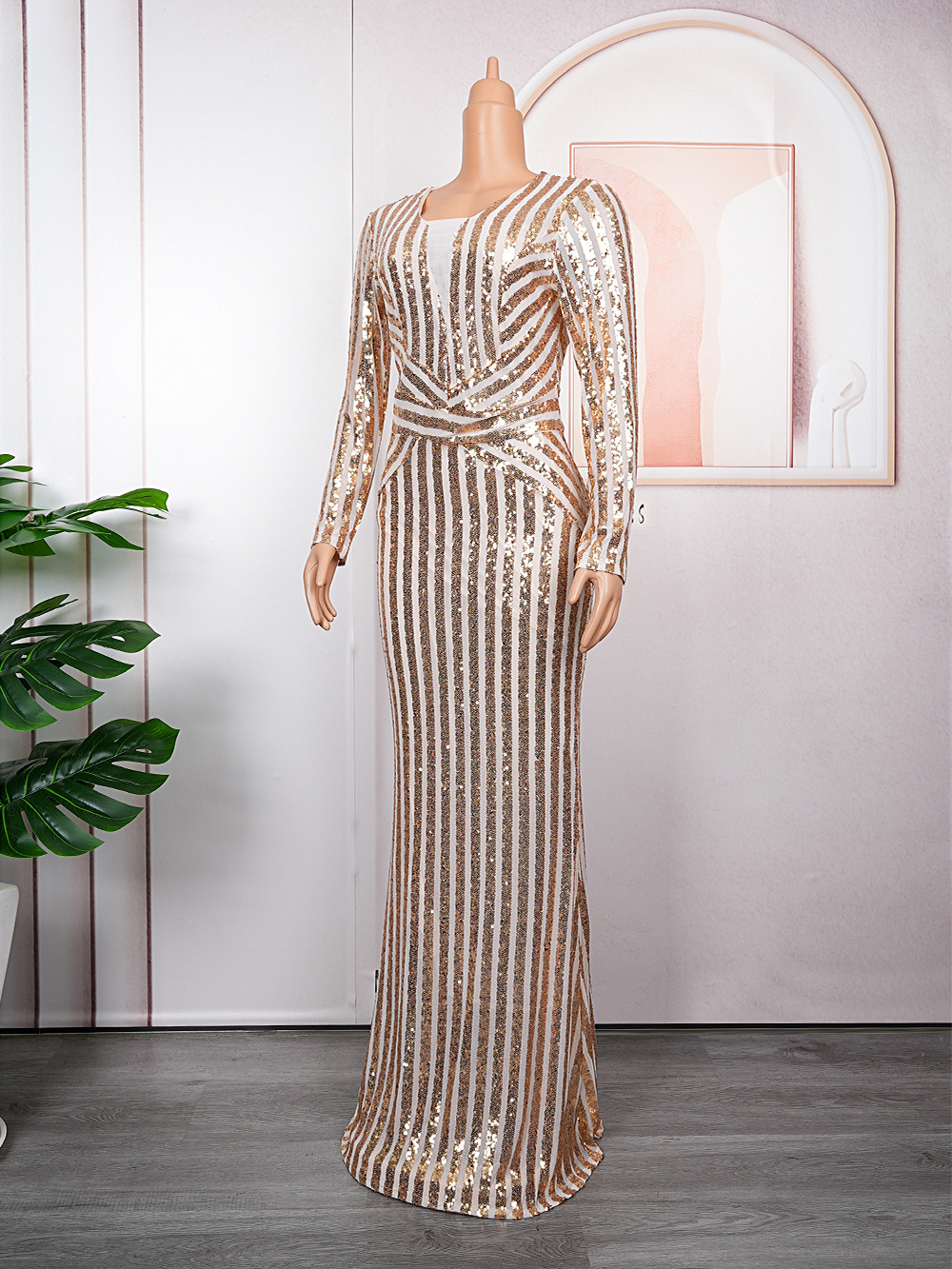 Elegant Women's Evening Dress With Sequins For Banquet Occasions_voghion.com