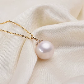 项链;吊坠;天然珍珠项饰