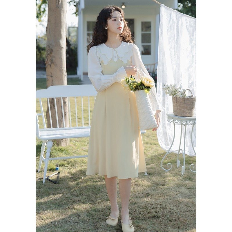 甜美黄白拼色长裙2024年秋款设计时尚有趣可爱少女感假两件连衣裙