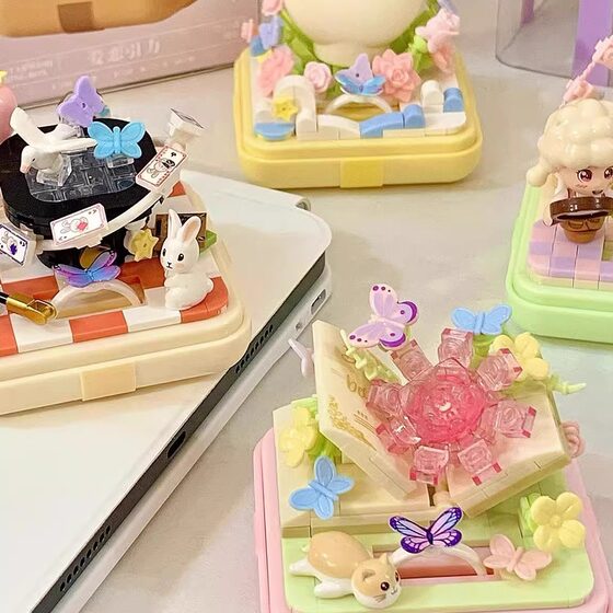 Moonlight Club Building Blocks Flower Star Wish Fingertips Assembled Ring Box Building Blocks Toys Educational Small Particle Ornaments Gift for Girls