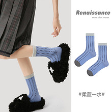 Renaissance�m��Ů���＾��Ͳ�B���كɼ��������ı����{ɫ��Ͳ�m