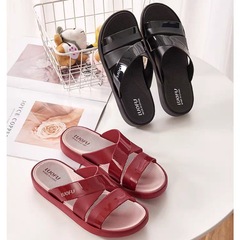 Luofu new summer non-slip thick-soled outdoor shopping comfortable, lightweight, versatile and fashionable women's mom slippers